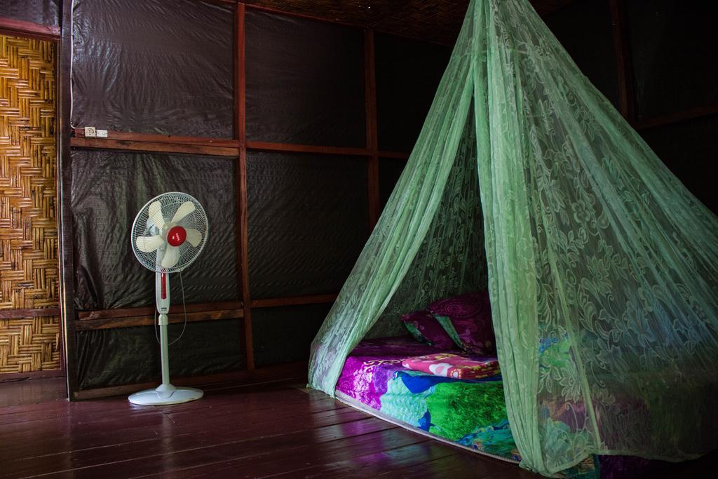 Rain Forest Guest House And Jungle Trekking Bukit Lawang Ngoại thất bức ảnh