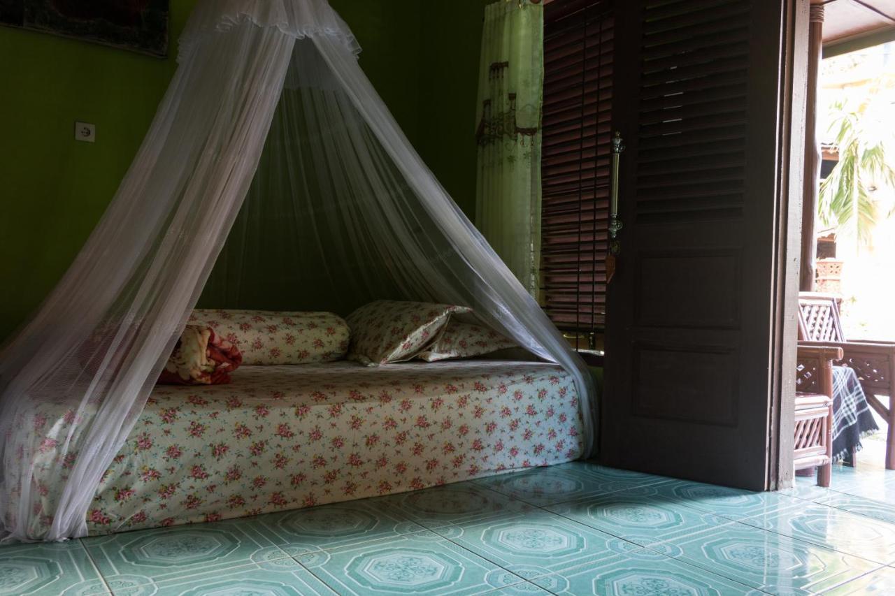 Rain Forest Guest House And Jungle Trekking Bukit Lawang Ngoại thất bức ảnh